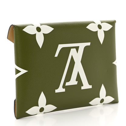 Louis Vuitton Monogram Giant Kirigami Pochette Set 4 of 11
