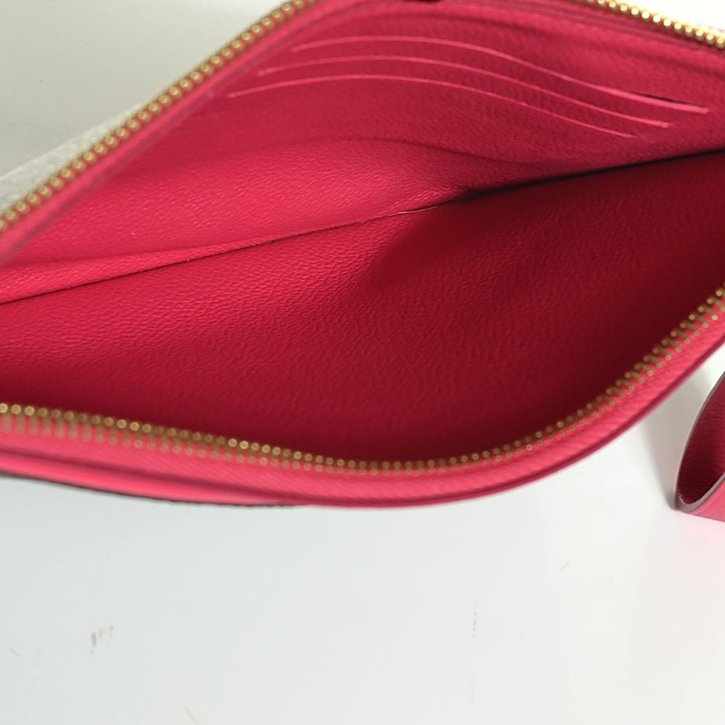 Monogram Pallas Pochette Dahlia