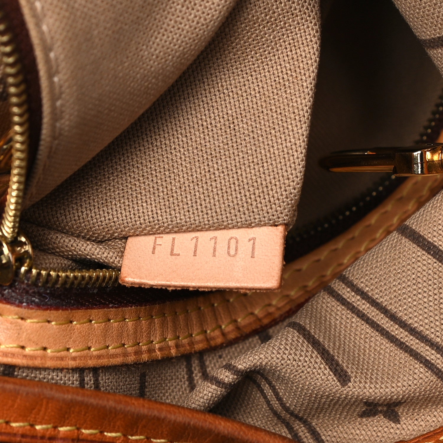 Louis Vuitton Monogram Delightful GM 7 of 22