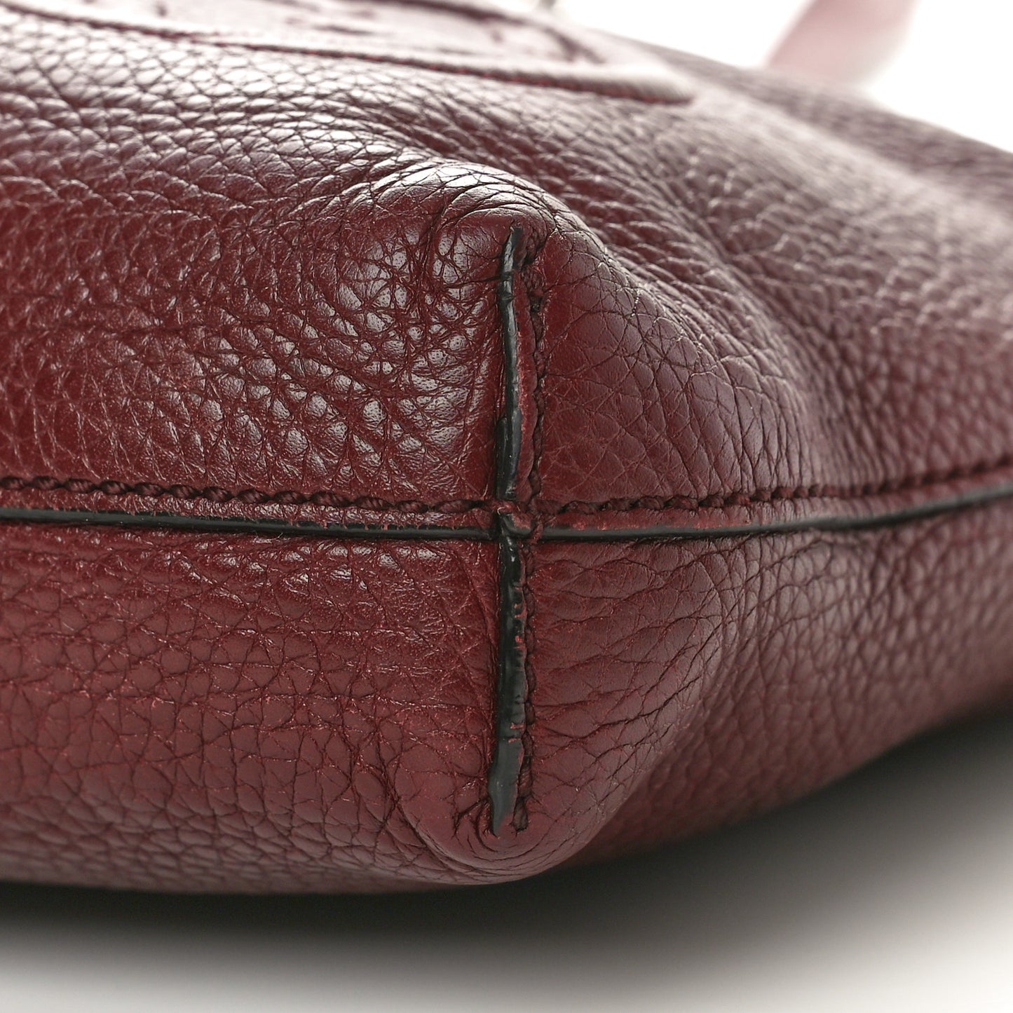 Pebbled Calfskin Medium Soho Messenger Bag Bordeaux