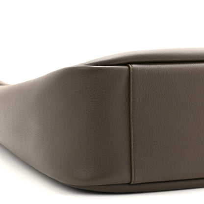 Saint Laurent Smooth Calfskin Large Le 5 A 7 Soft Hobo Light Musk 9 of 10