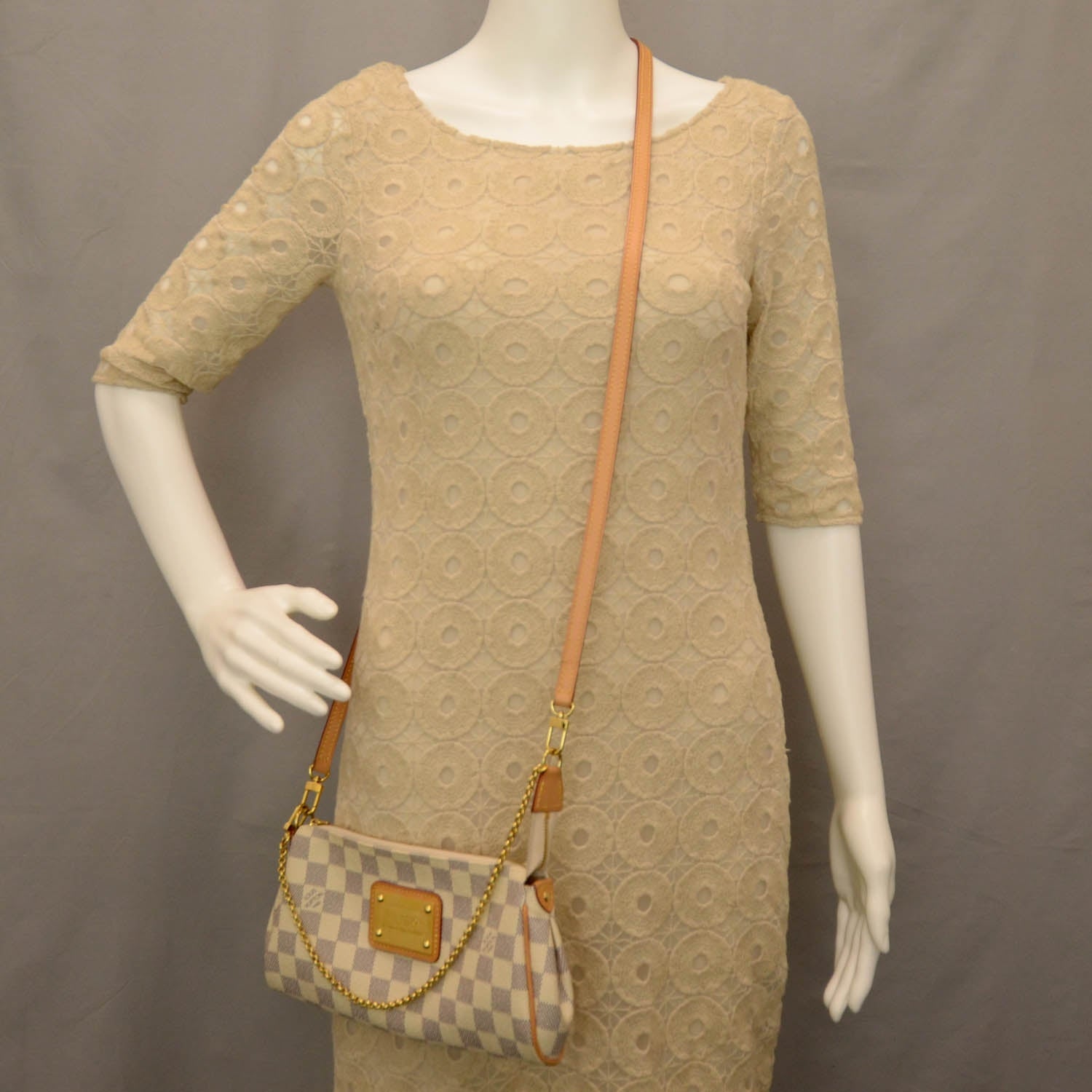 Louis Vuitton Damier Azur Eva Clutch 2 of 7