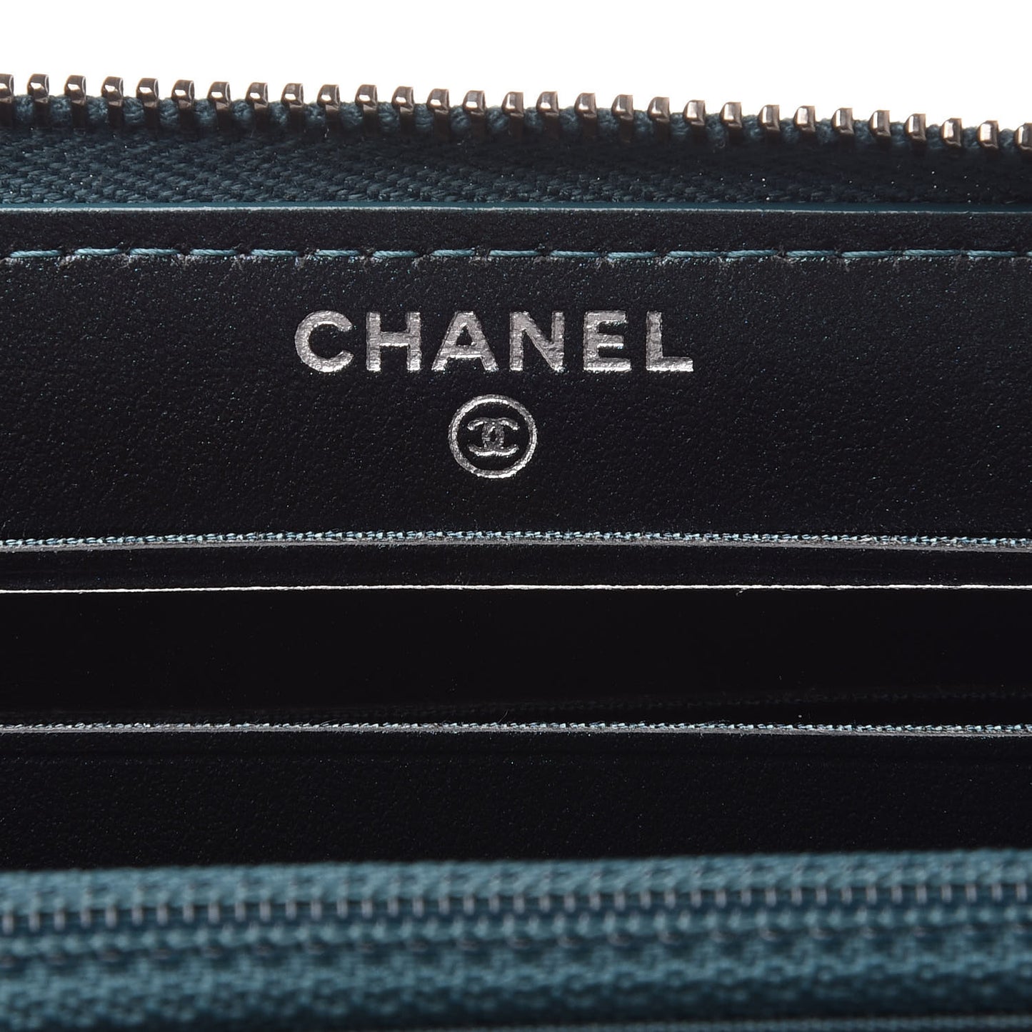 Iridescent Caviar Quilted Medium Filigree Zip Around Wallet Dark Turquoise