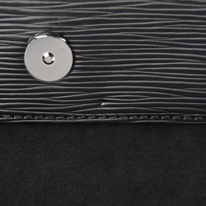 Louis Vuitton Epi Cluny MM Black 11 of 12