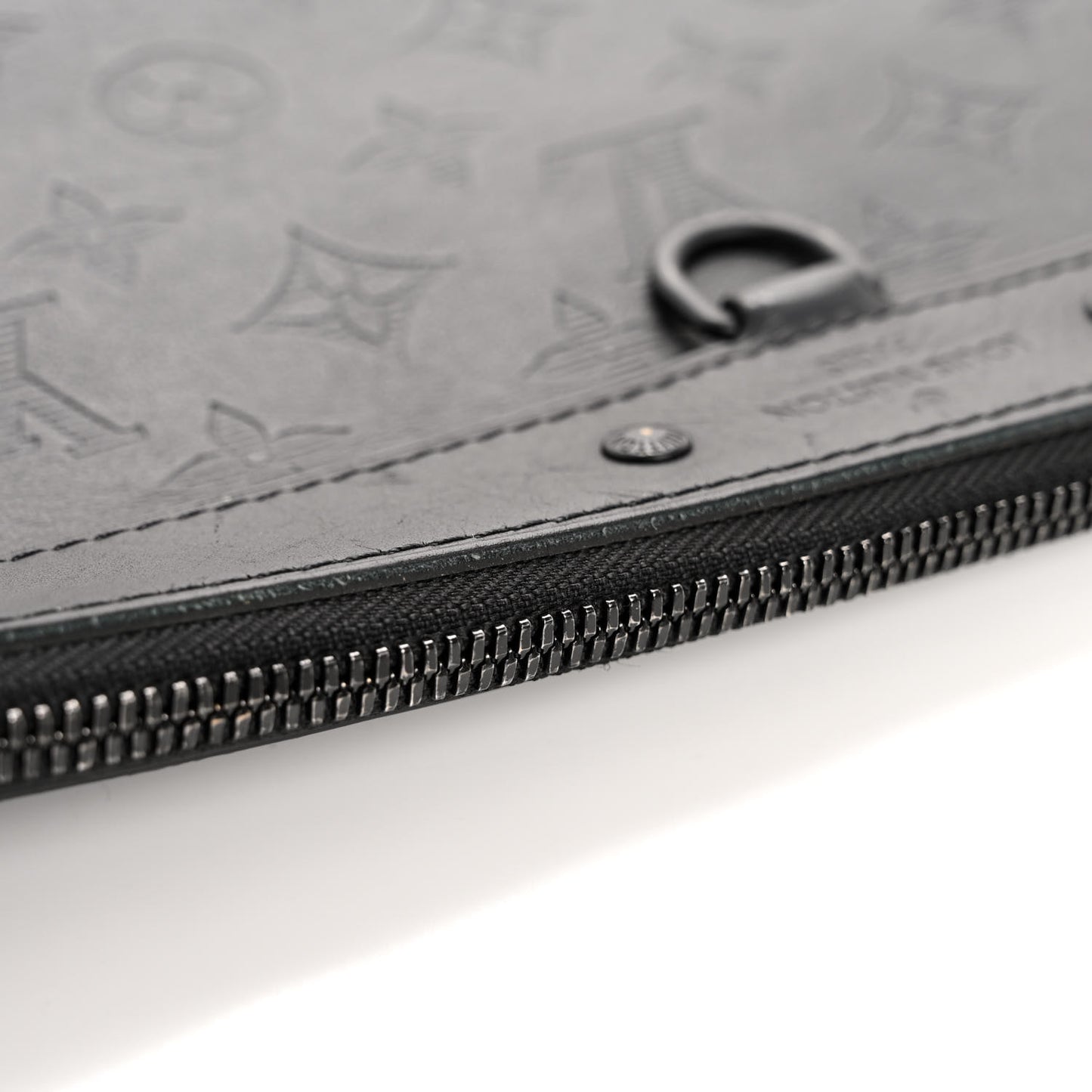 Calfskin Monogram Shadow Discovery Pochette Black