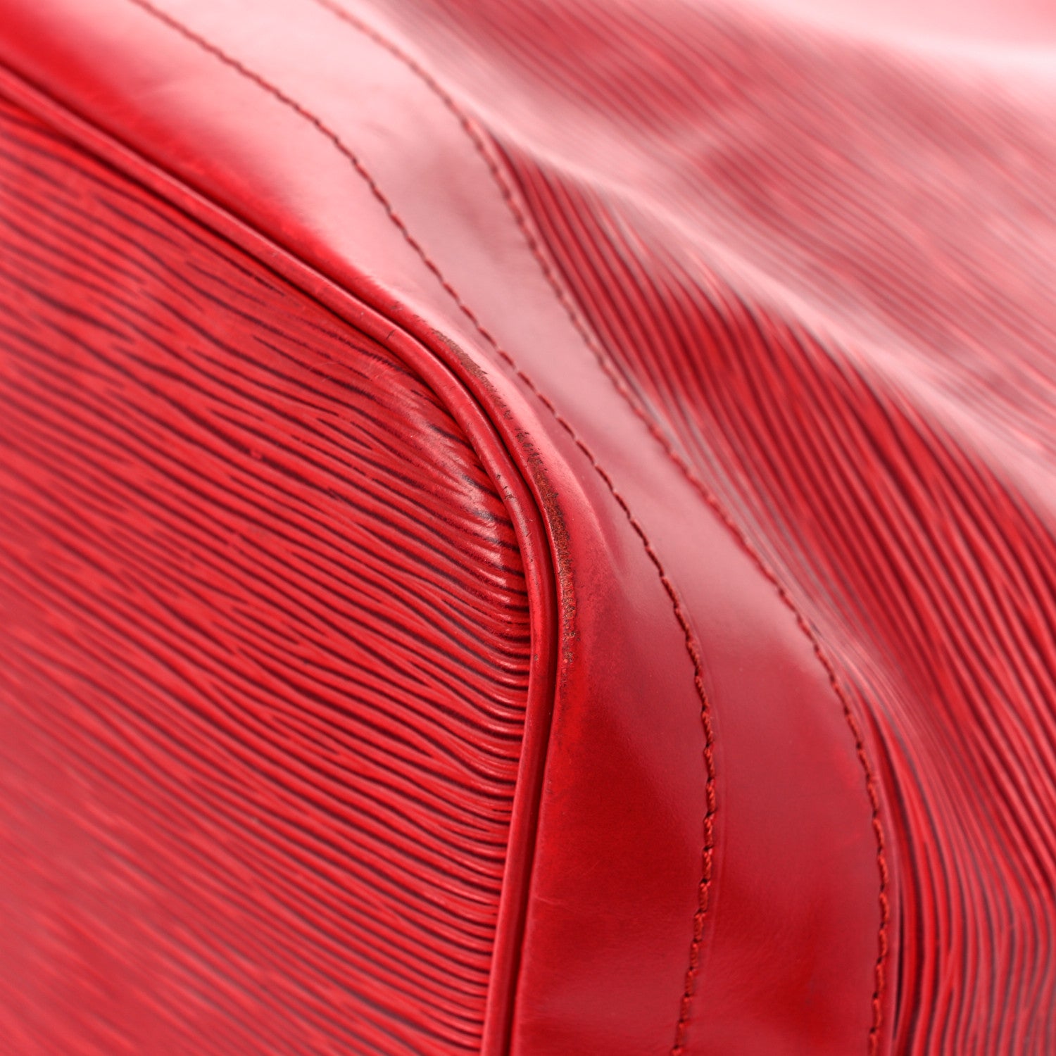 Louis Vuitton Epi Noe Castillan Red 11 of 13