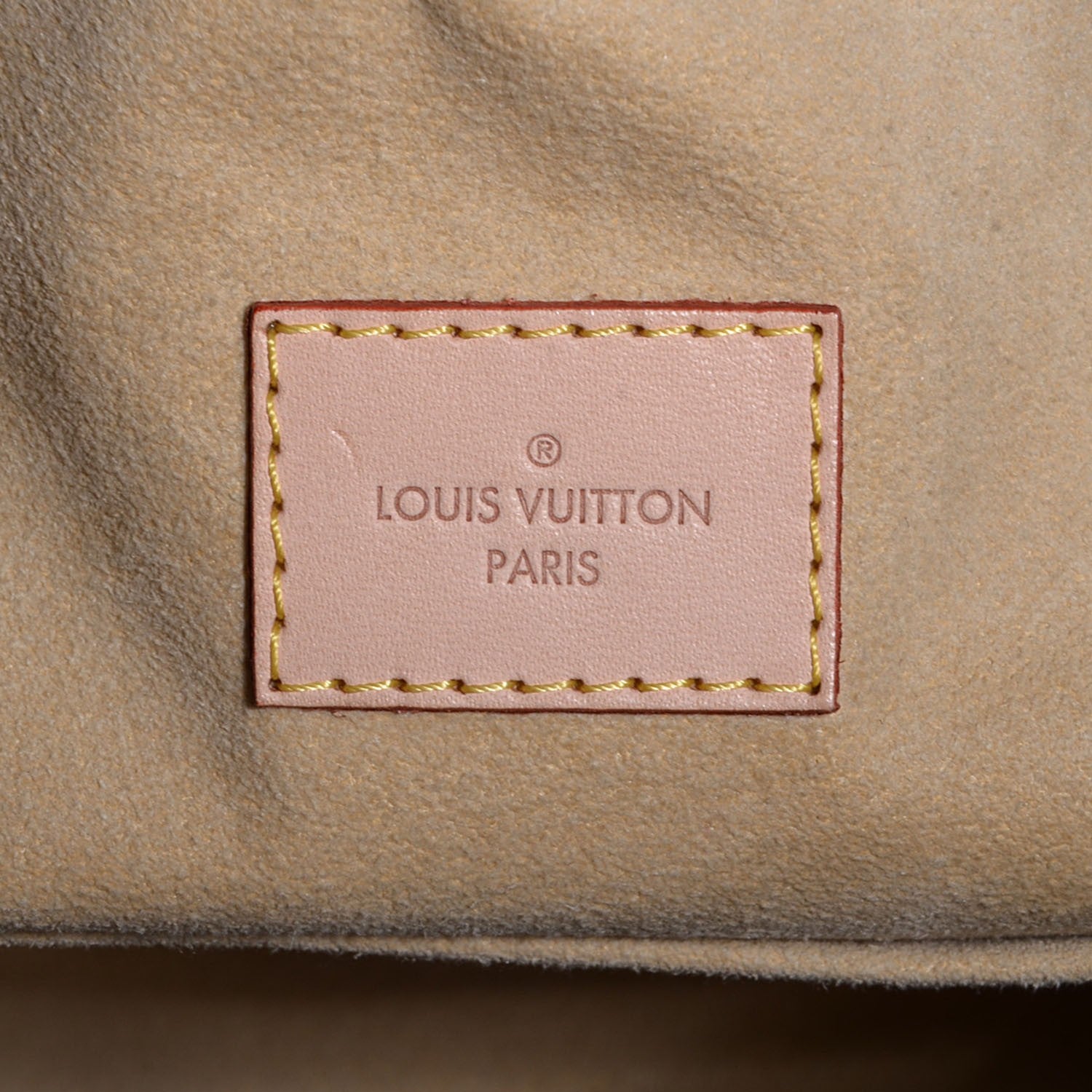 Louis Vuitton Monogram Artsy MM 7 of 7