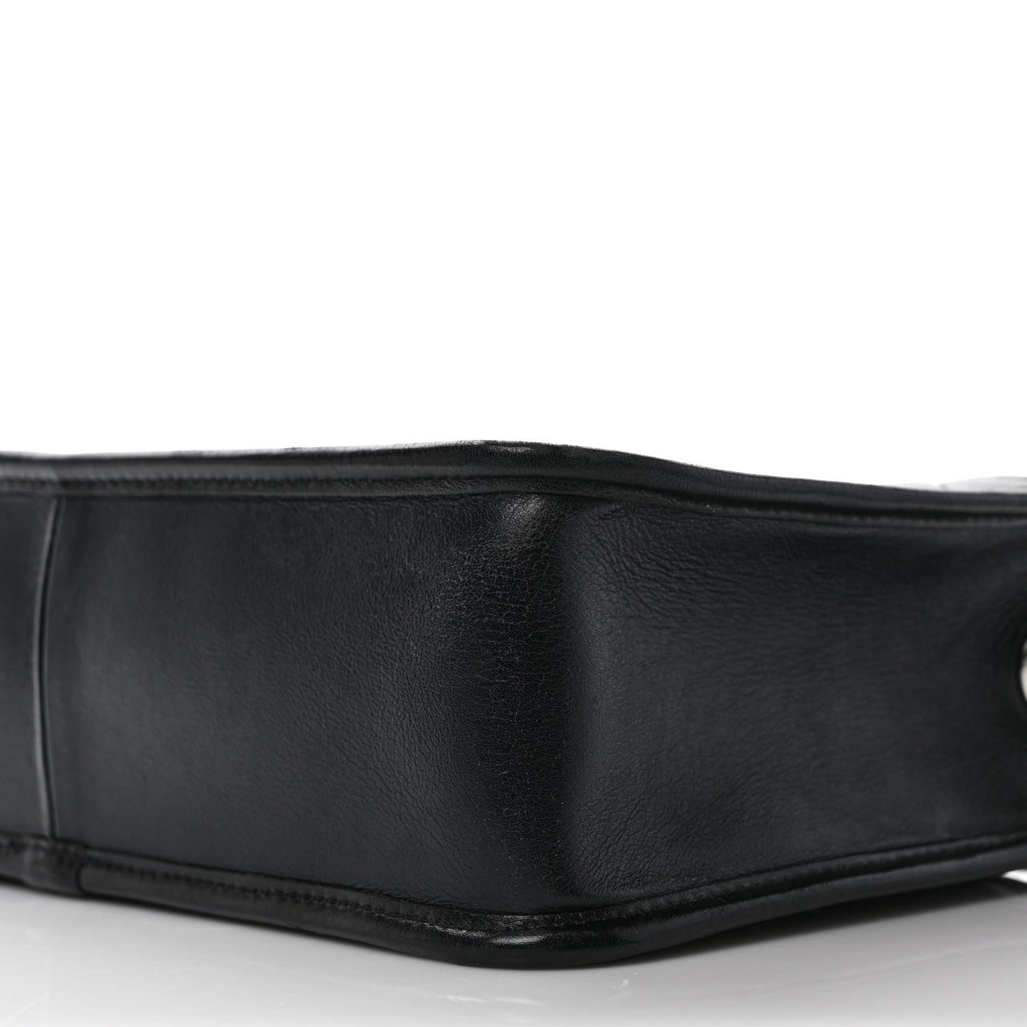 Aged Calfskin Quilted Large Working Vibe Camera Case Black
