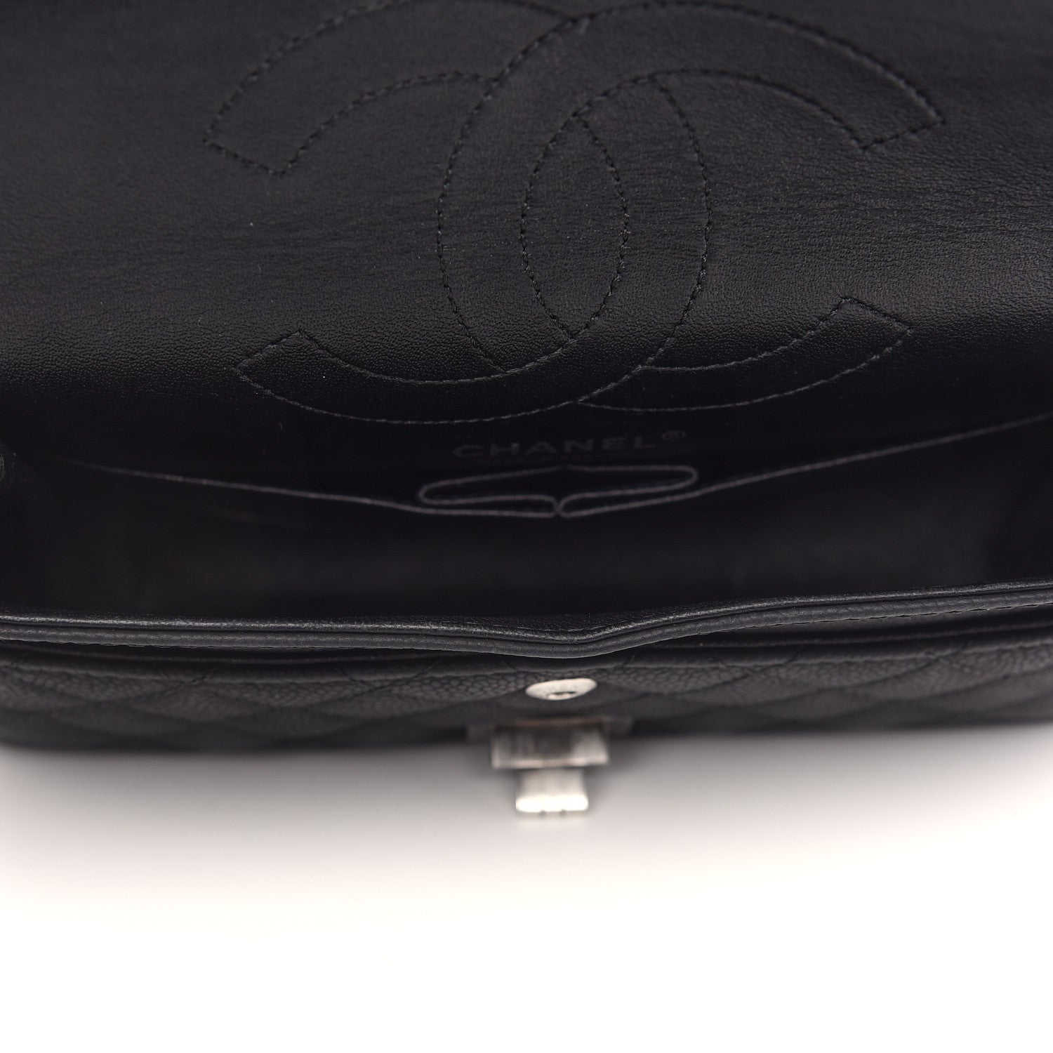 Chanel Caviar Quilted 2.55 Reissue 225 Flap Black 5 of 9