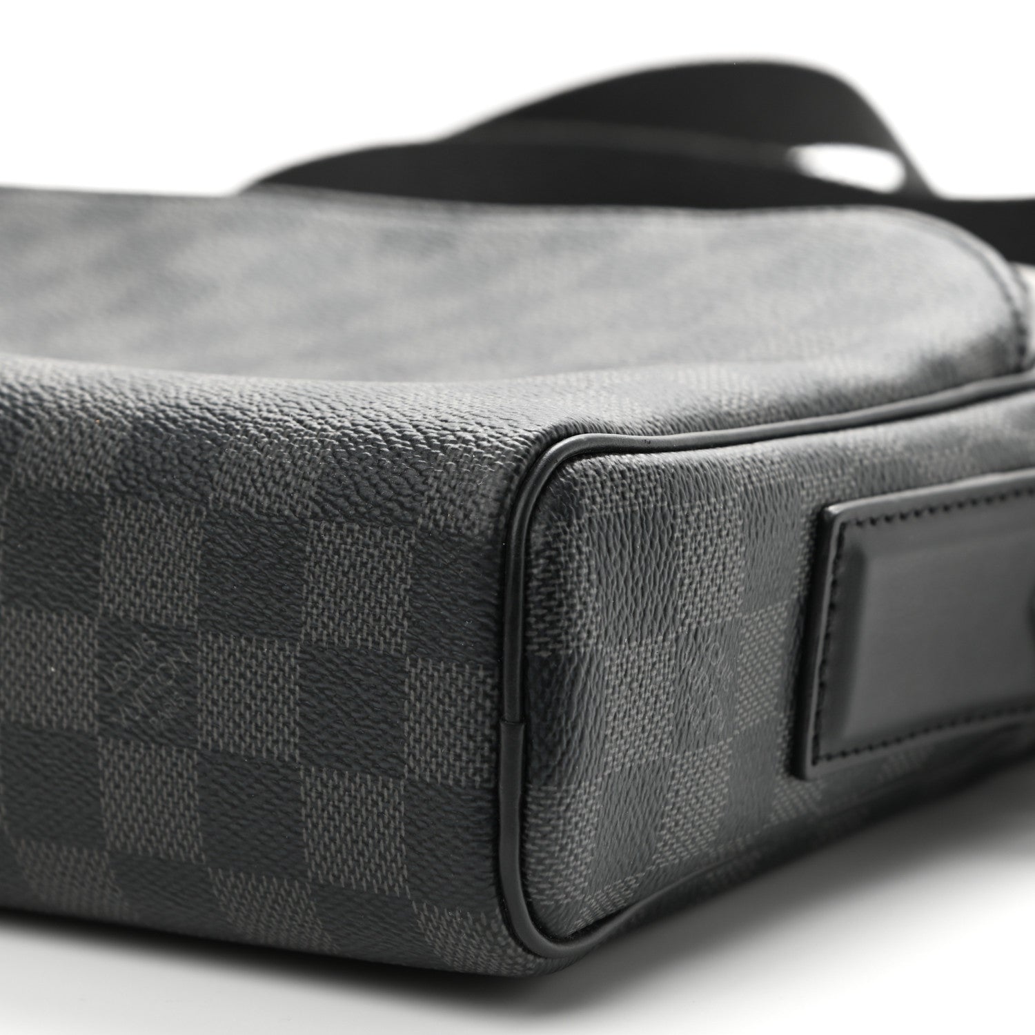 Louis Vuitton Damier Graphite Dayton Reporter PM 10 of 10