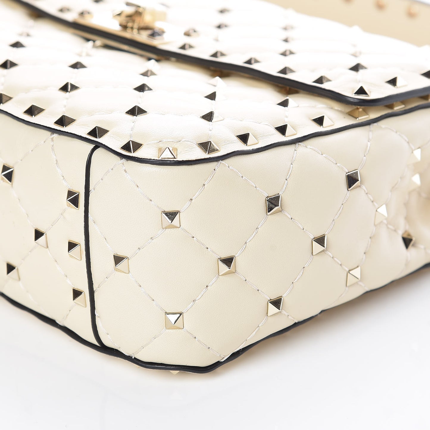 Nappa Medium Rockstud Spike Shoulder Bag Light Ivory