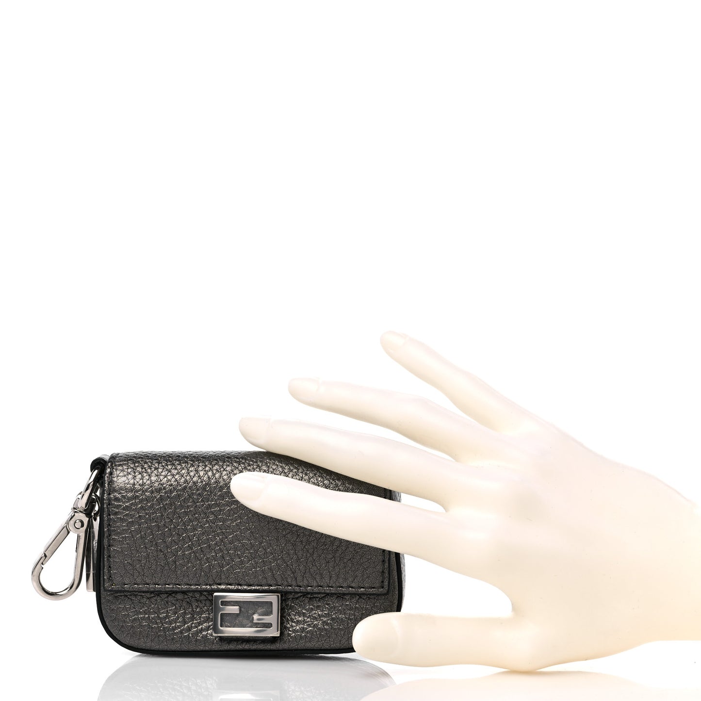 Cuoio Romano Lux Nano Baguette Charm Graphite