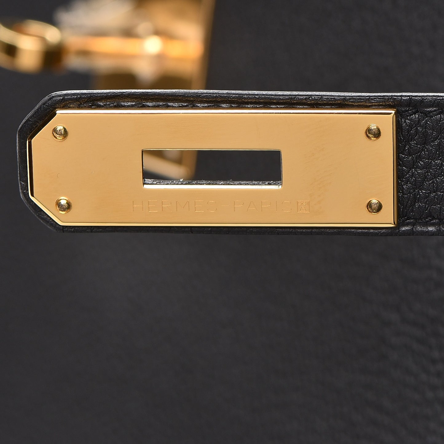 Togo Kelly Retourne 35 Black