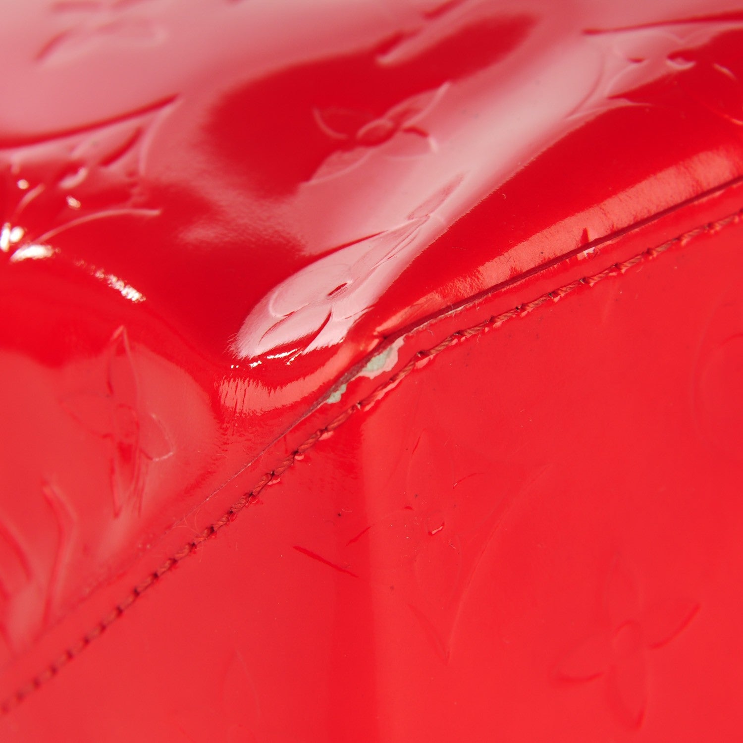 Louis Vuitton Vernis Reade MM Rouge 13 of 16