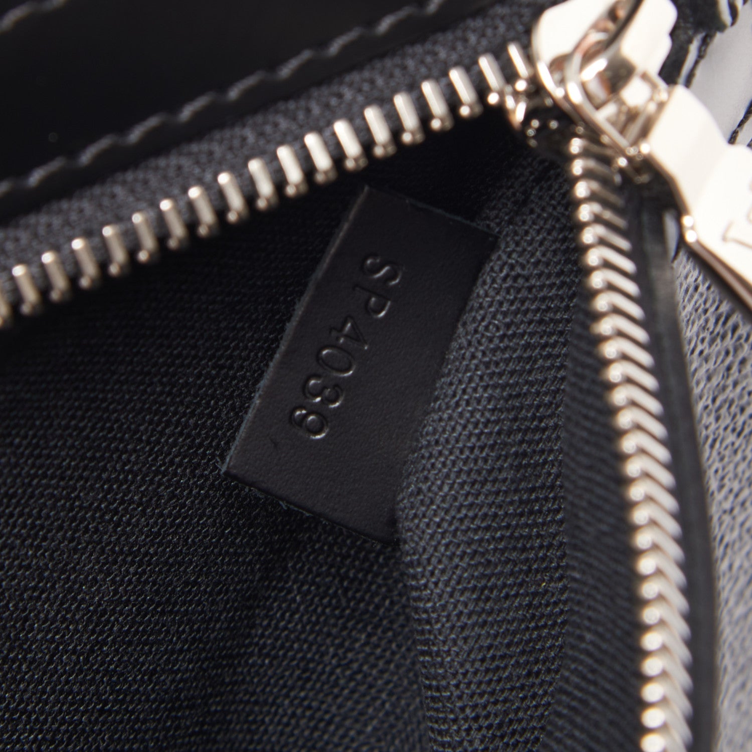 Louis Vuitton Damier Graphite Daniel MM 9 of 9