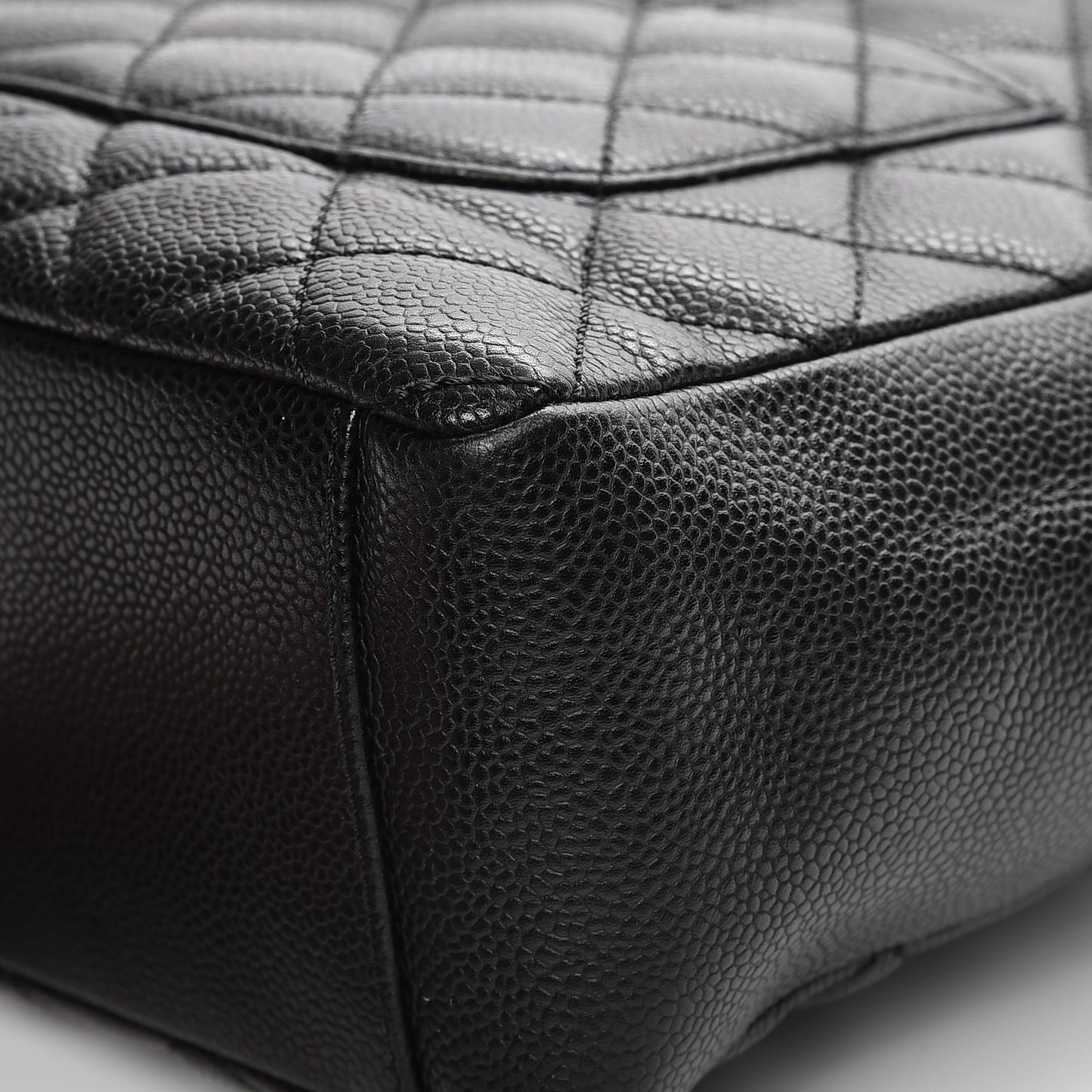 Caviar Quilted Petit Shopping Tote PST Black