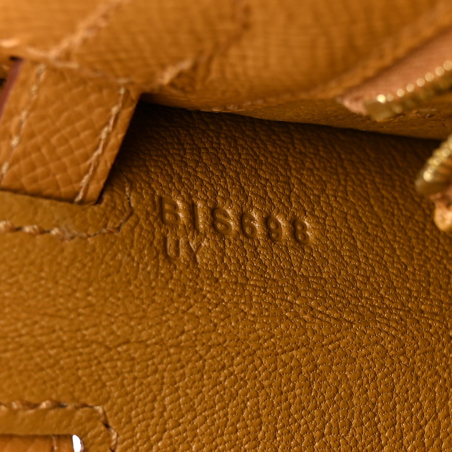 Epsom Kelly Sellier 25 Sesame