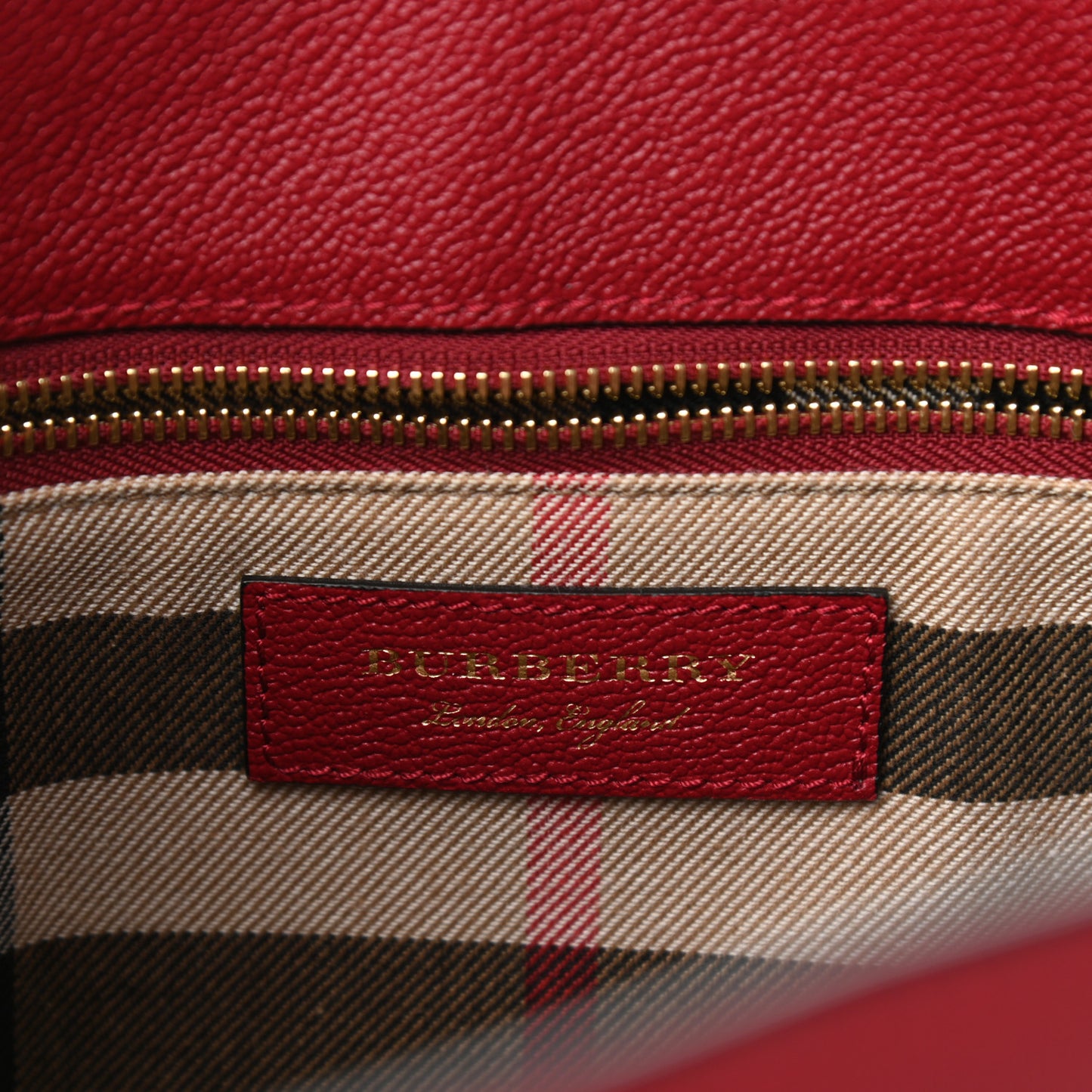 Soft Grain Calfskin Medium Buckle Tote Parade Red