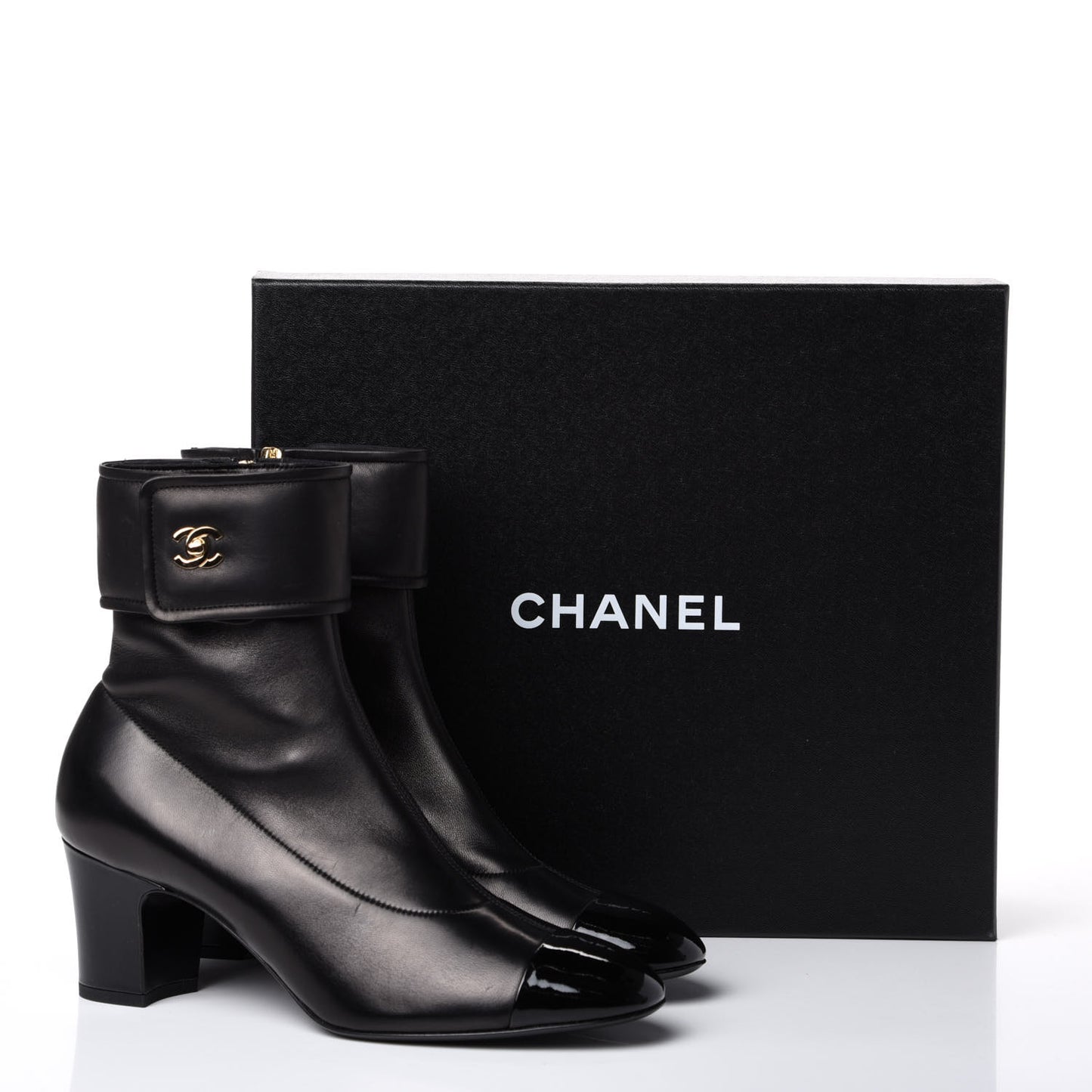 Lambskin Patent Cap Toe CC Turnlock Ankle Boots 40 Black