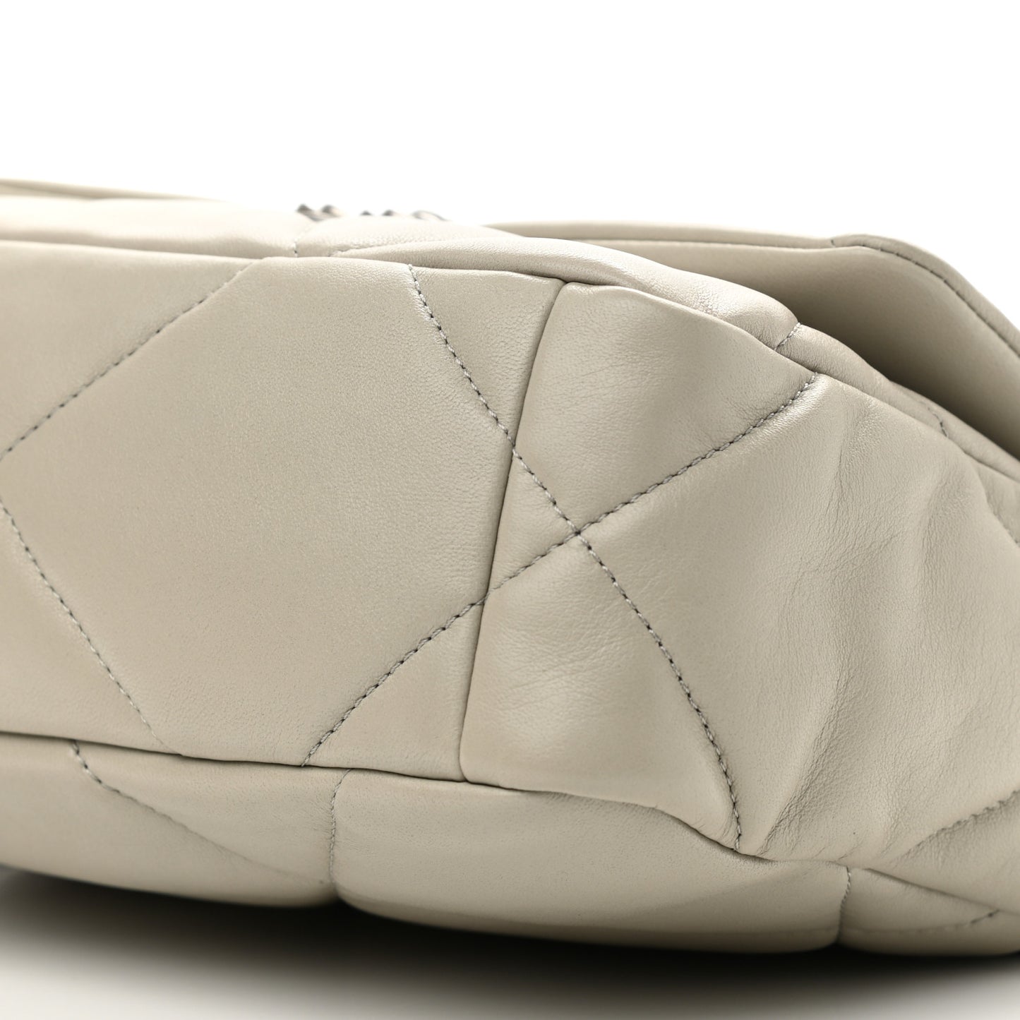 Lambskin Quilted Medium Chanel 19 Flap Light Grey