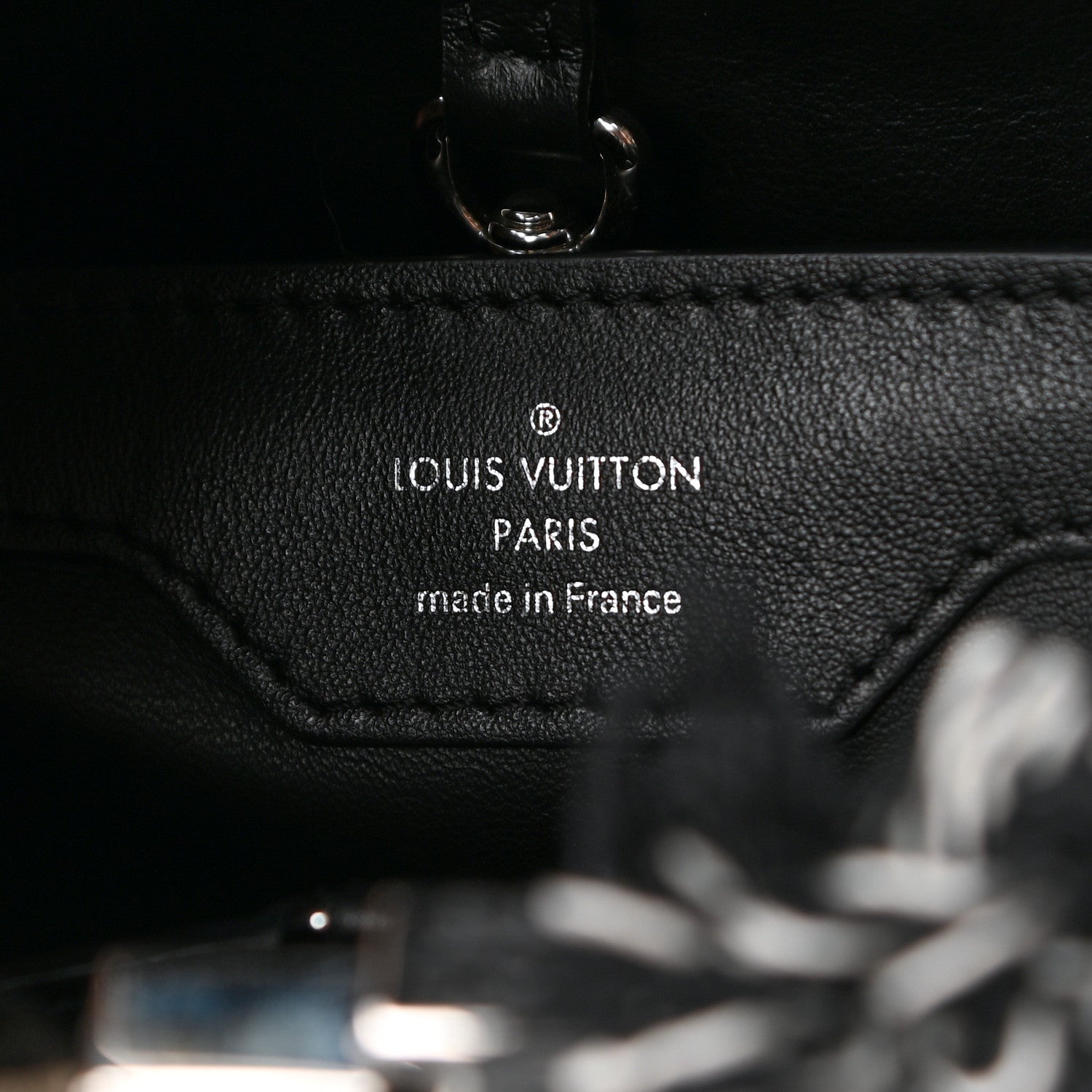 Louis Vuitton Tweed Calfskin Capucines MM Black White 5 of 9