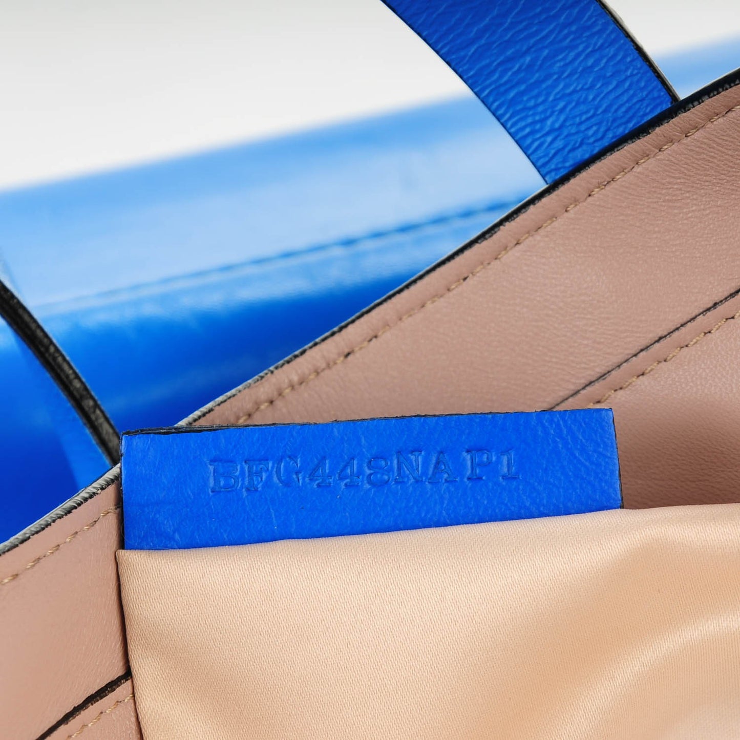 Nappa Medium Rockstud Soft Tote Blue Fluo