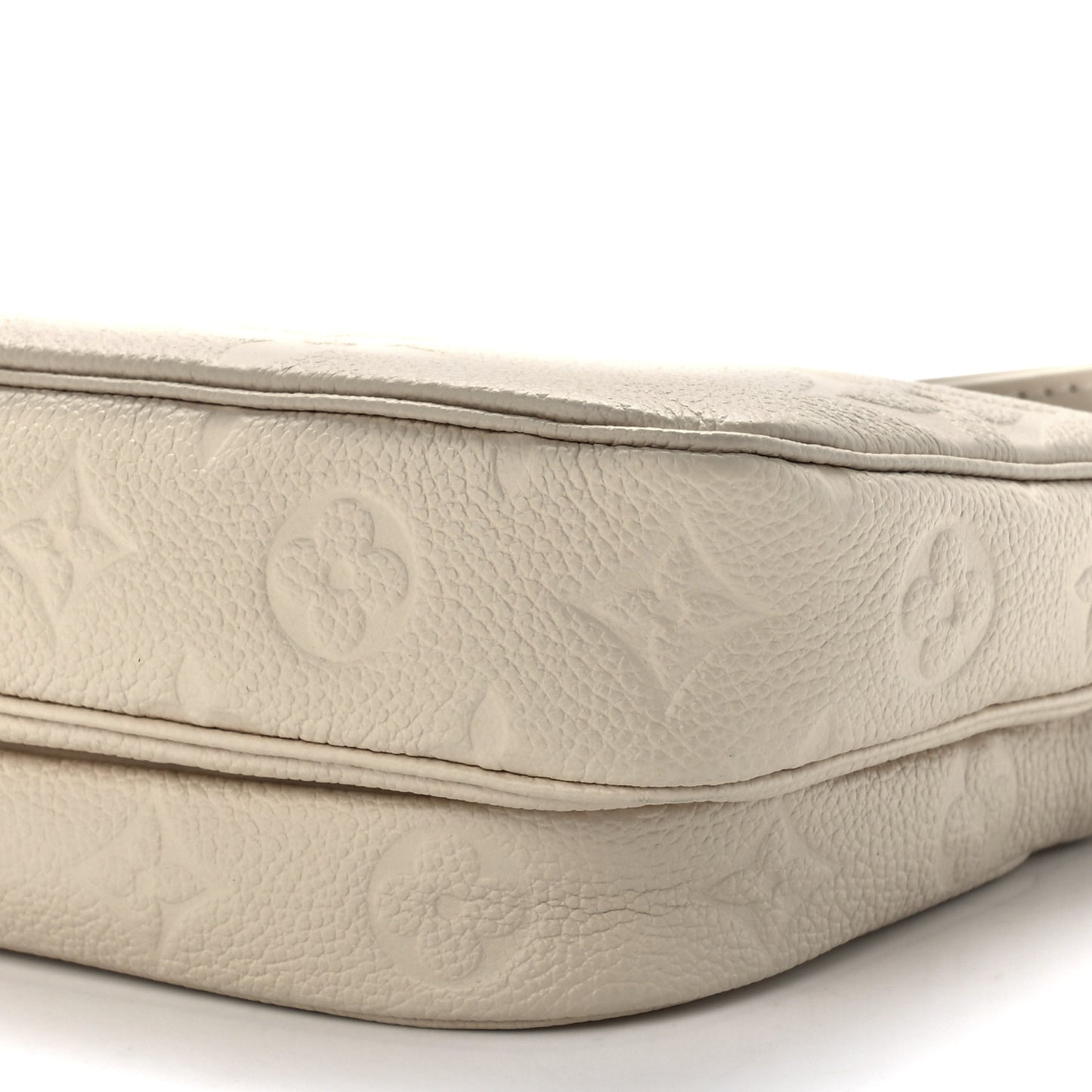 Empreinte Monogram Giant Multi Pochette Accessories Cream