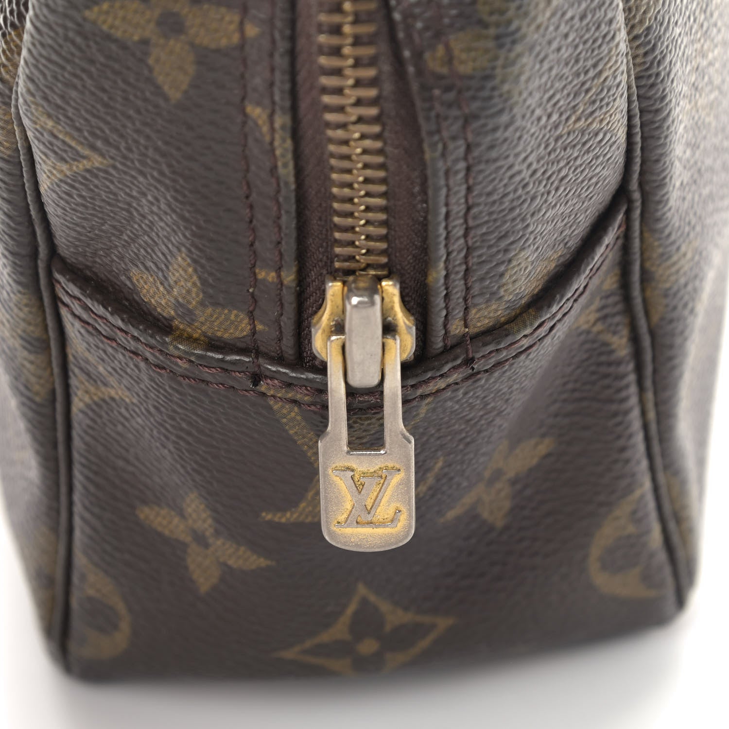 Louis Vuitton Monogram Trousse Toilette 28 12 of 12