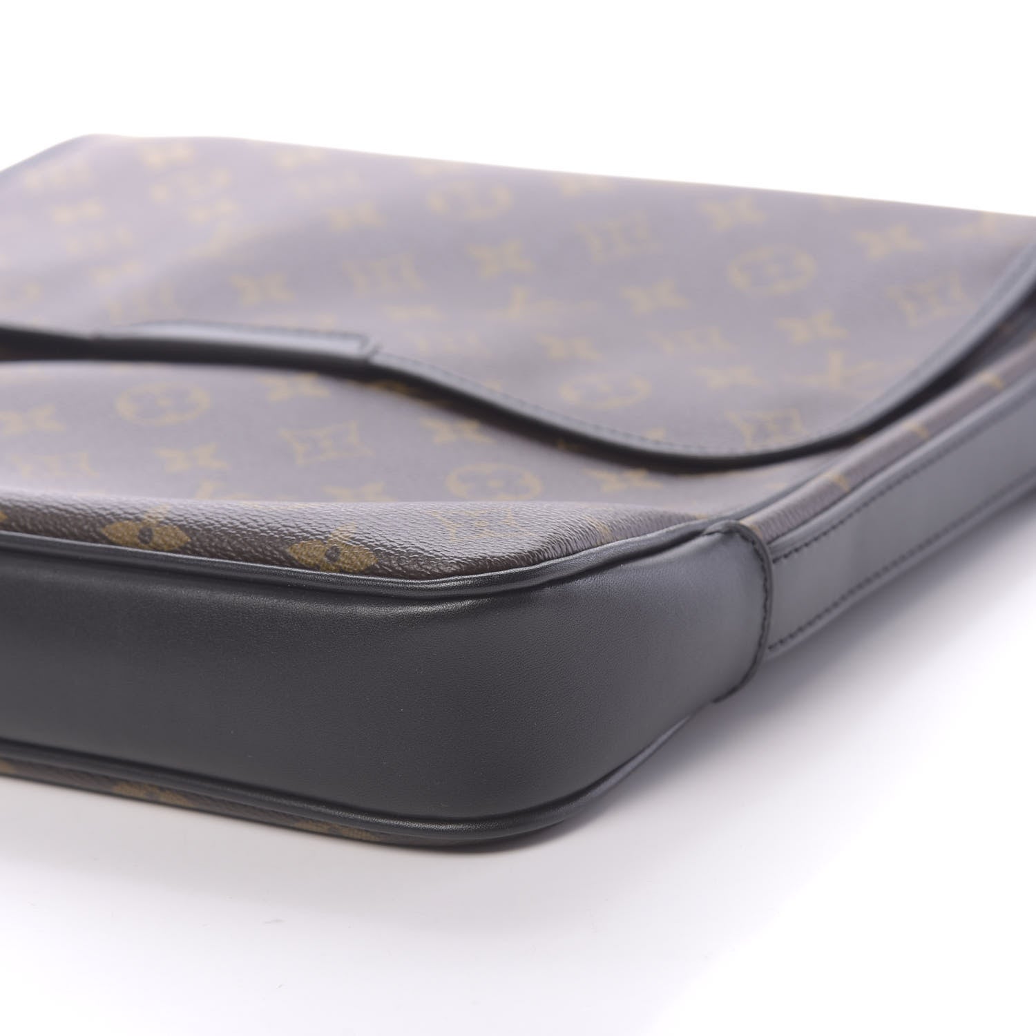 Louis Vuitton Monogram Macassar Bass MM 8 of 9