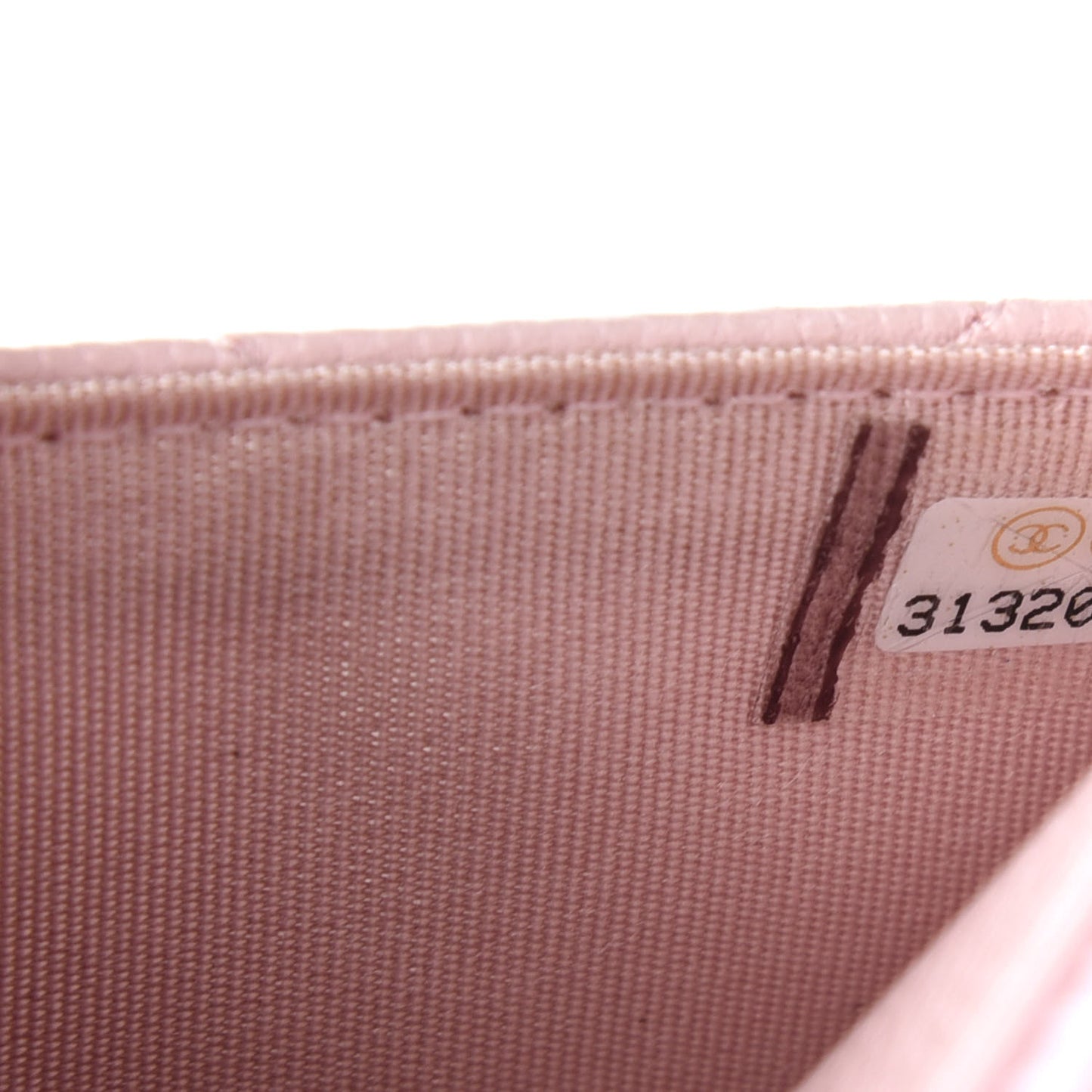 Caviar Quilted Coco Candy Wallet On Chain WOC Light Pink