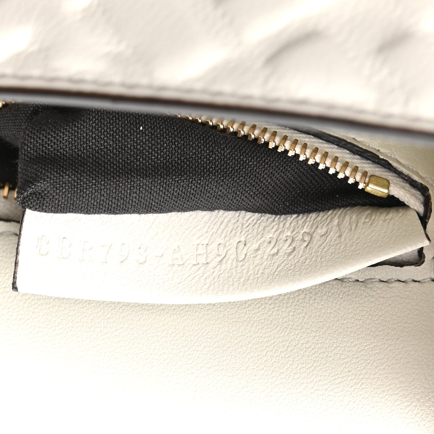 Fendi Nappa Small FF Embossed Midi Chain Baguette White 7 of 10