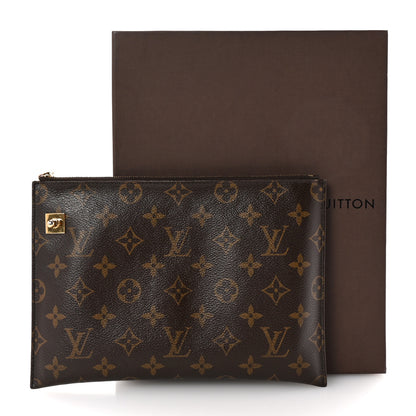 Louis Vuitton Monogram Pochette Carrousel 7 of 7