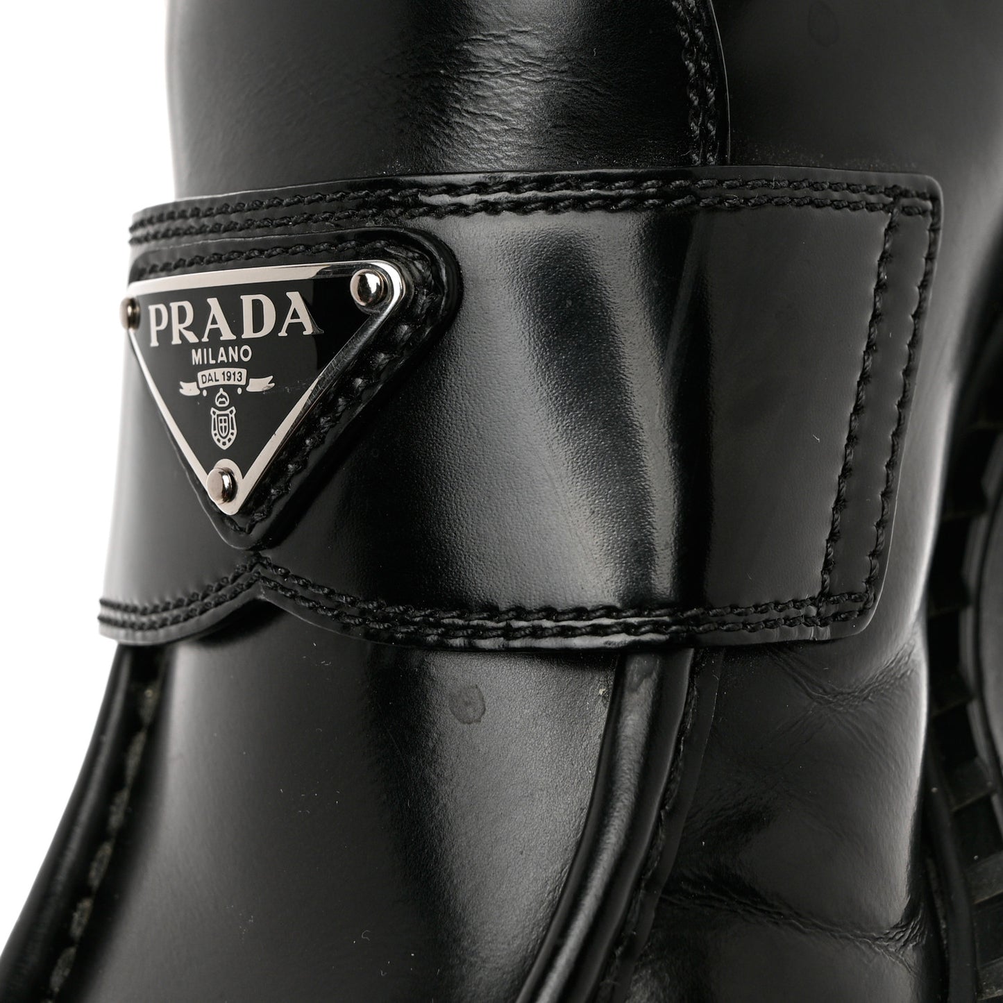 Spazzolato Metal Triangle Logo 50mm Loafers 40.5 Black