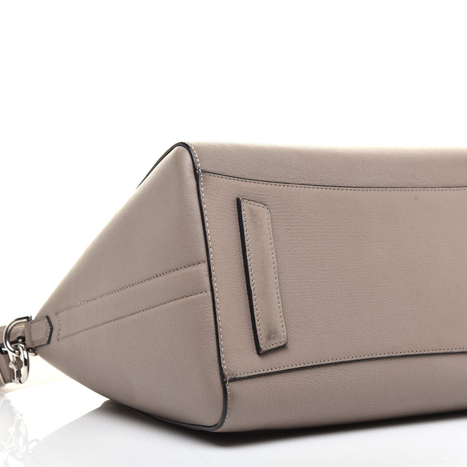 Givenchy Sugar Goatskin Medium Antigona Sand 8 of 10