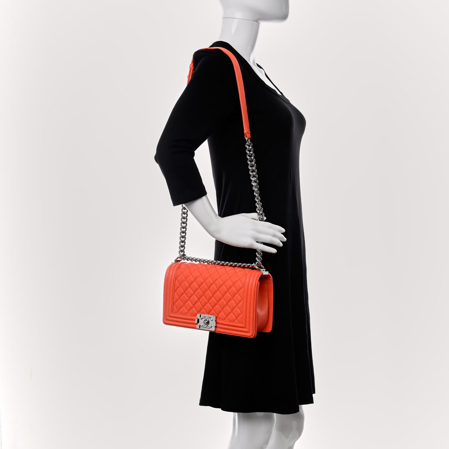 Caviar Quilted Medium Boy Flap Orange