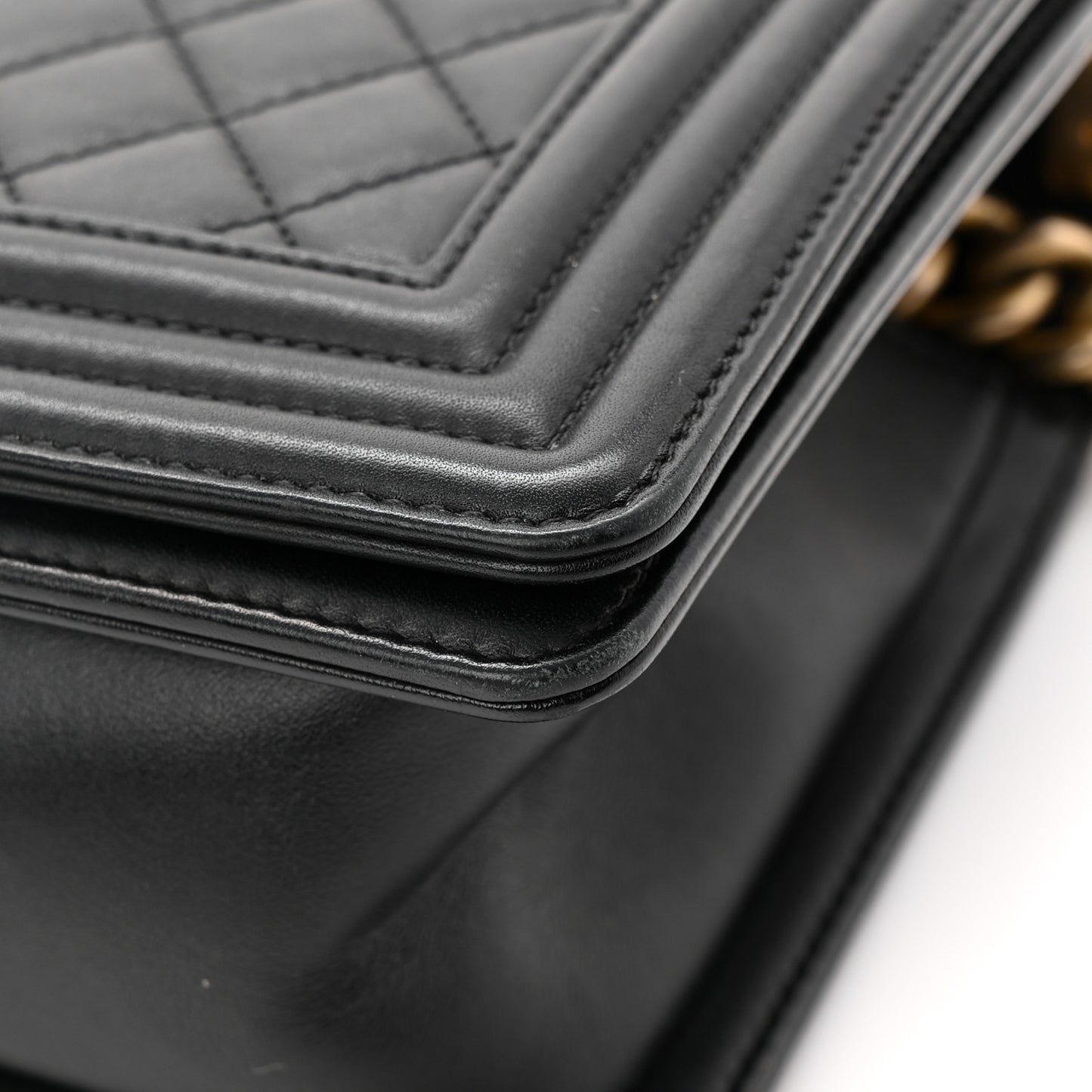 Lambskin Quilted Medium Boy Flap Black
