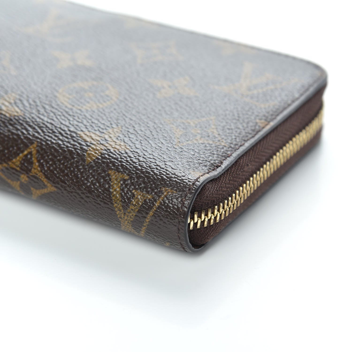 Louis Vuitton Monogram Zippy Wallet 9 of 9