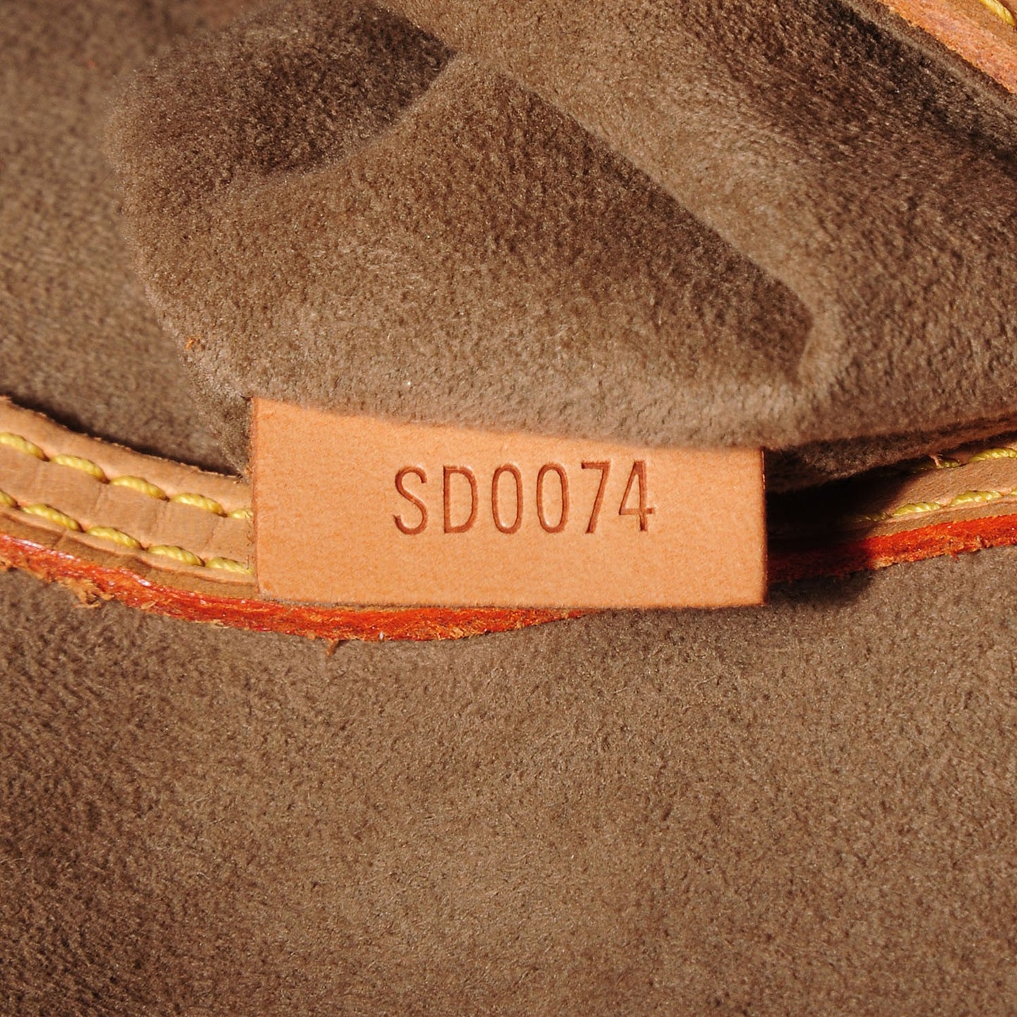 Monogram Multicolor Alma Black