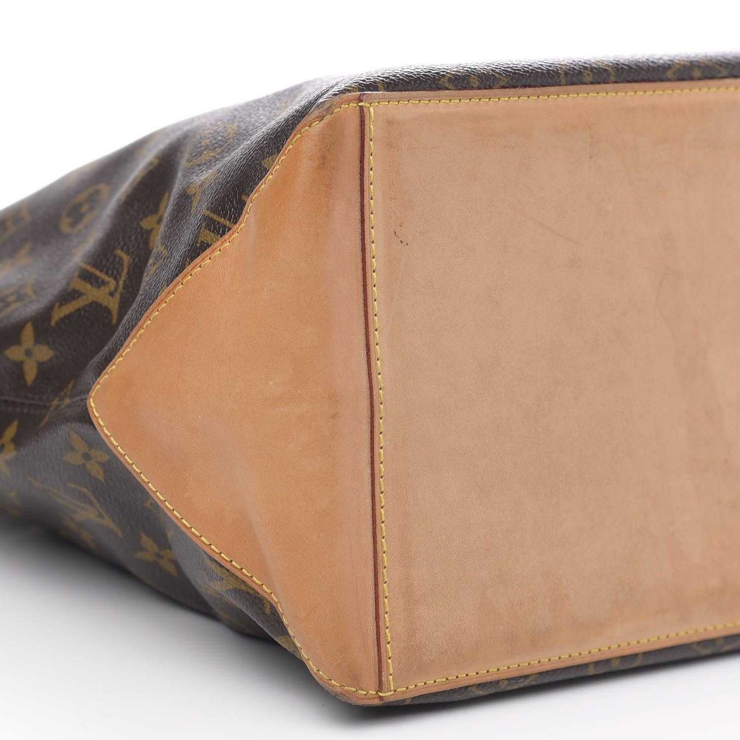 Louis Vuitton Monogram Cabas Mezzo 8 of 12