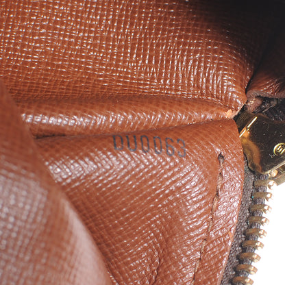 Louis Vuitton Monogram Papillon 26 6 of 6