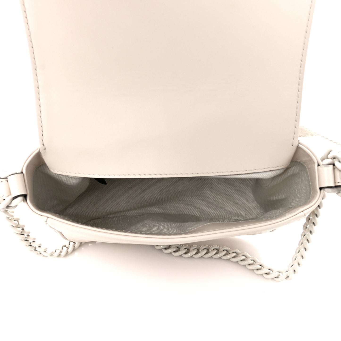Calfskin Matelasse Monochrome Mini GG Marmont Crossbody Shoulder Bag White