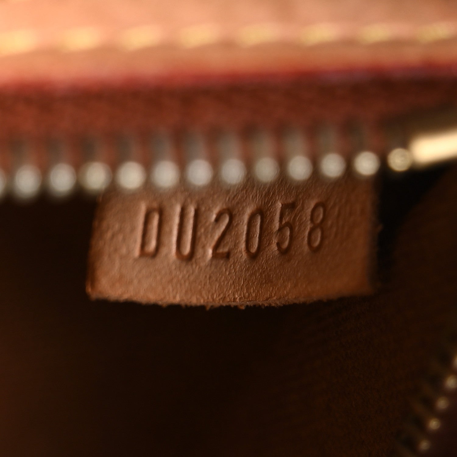 Louis Vuitton Monogram Batignolles Horizontal 7 of 10