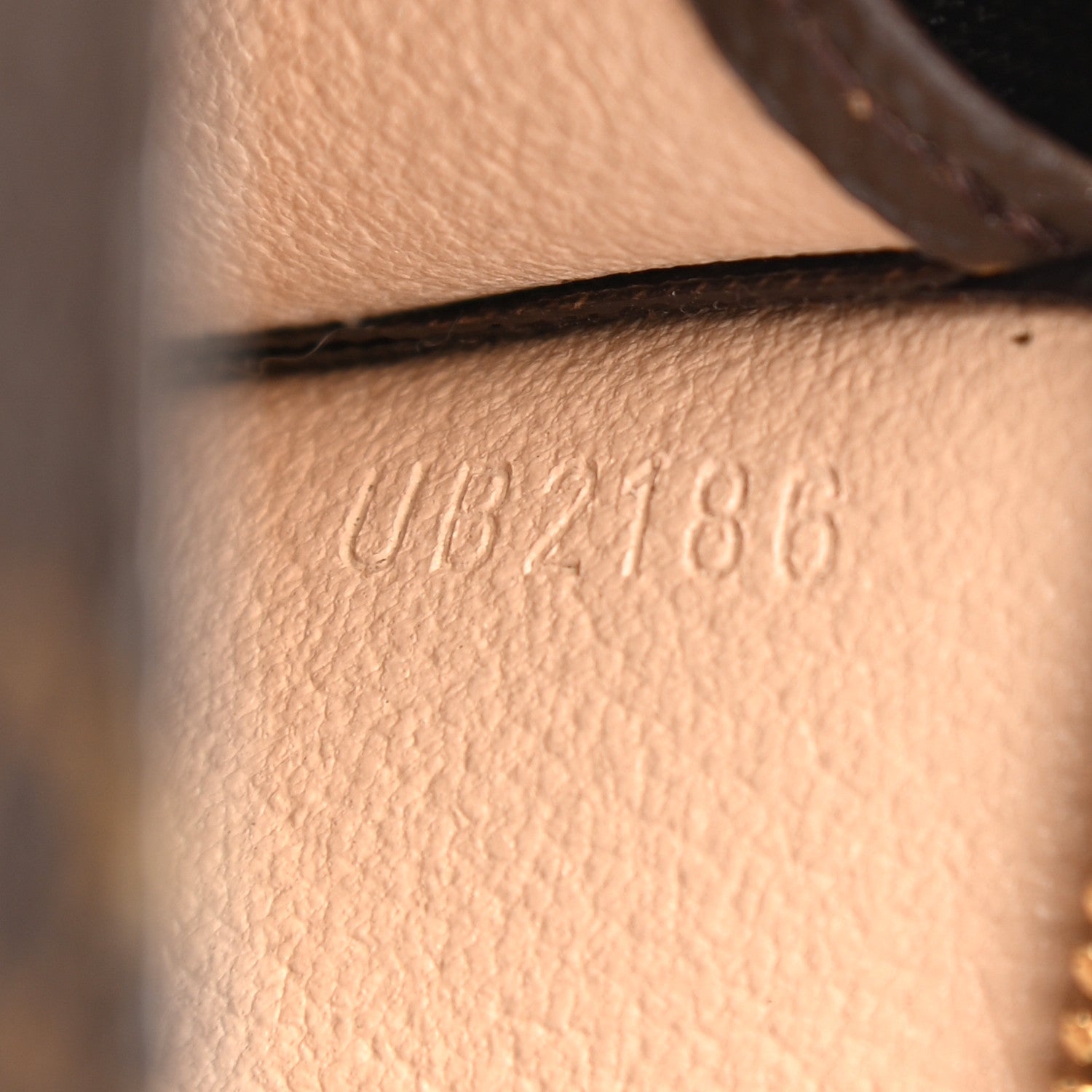 Louis Vuitton Monogram Toiletry Pouch 15 7 of 7