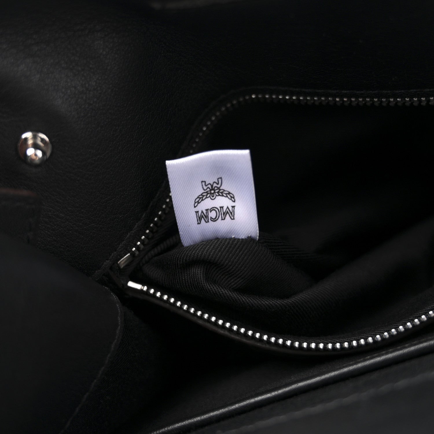MCM Visetos Calfskin Essential Bucket Bag Black 7 of 10