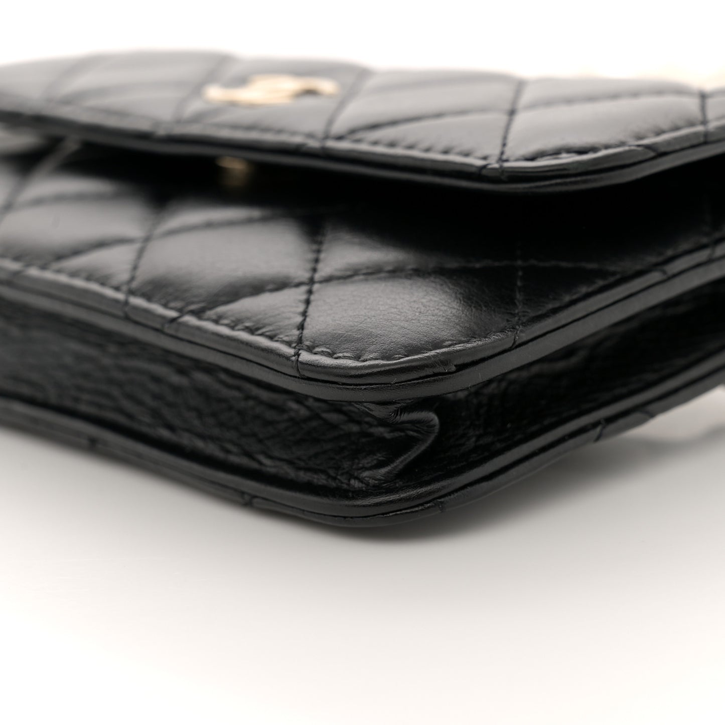 Calfskin Quilted Maxi Pearls Clutch With Chain Black