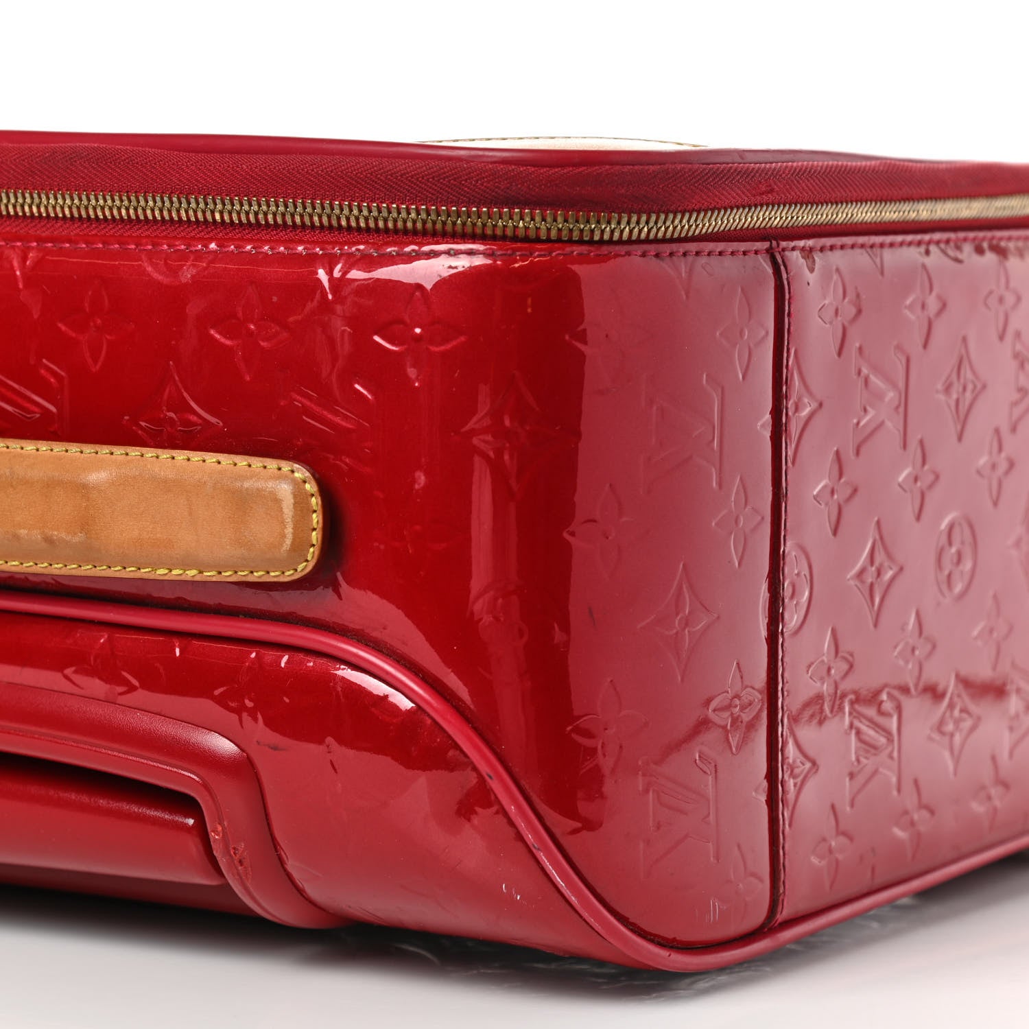 Louis Vuitton Vernis Pegase 45 Pomme D'Amour 11 of 34
