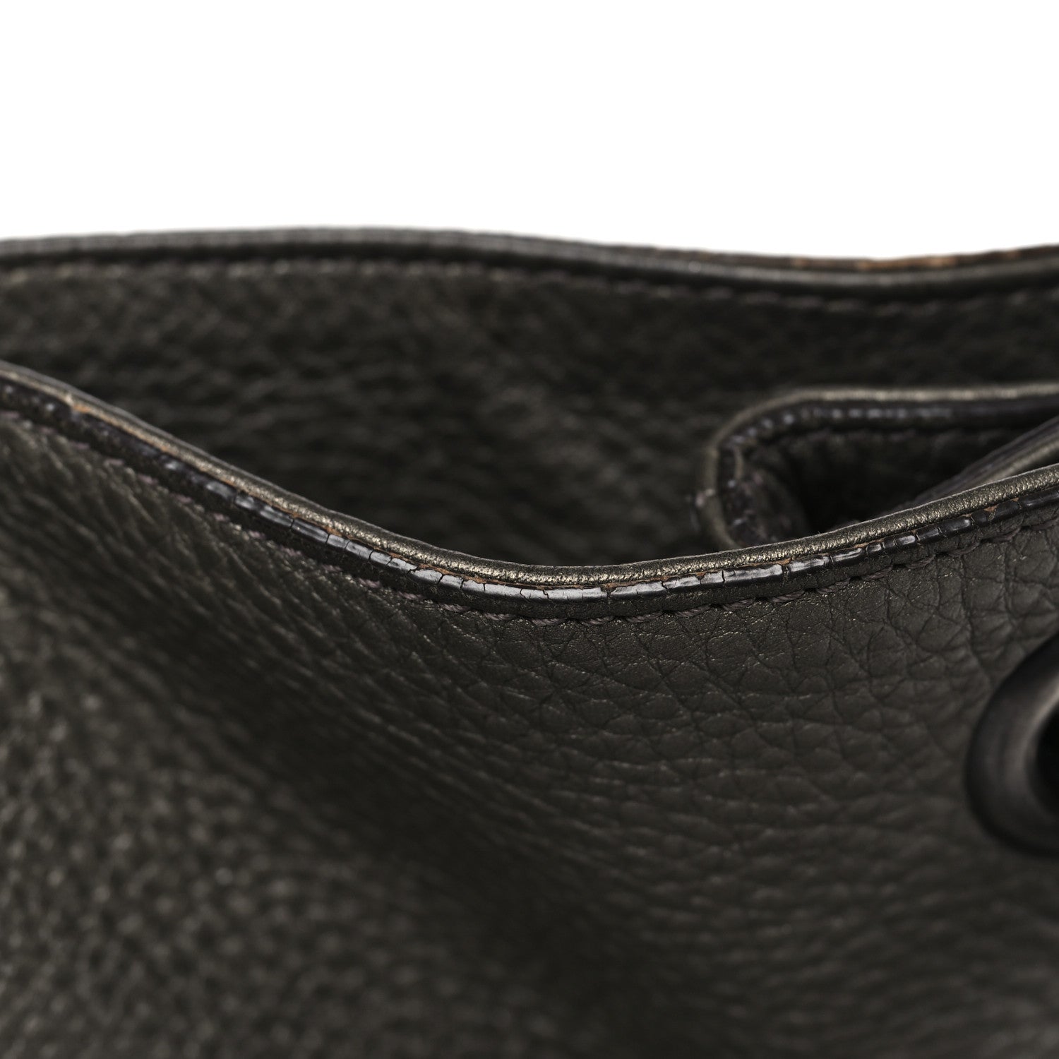 Gucci Metallic Pebbled Calfskin Medium Soho Chain Shoulder Bag Sasso 12 of 12