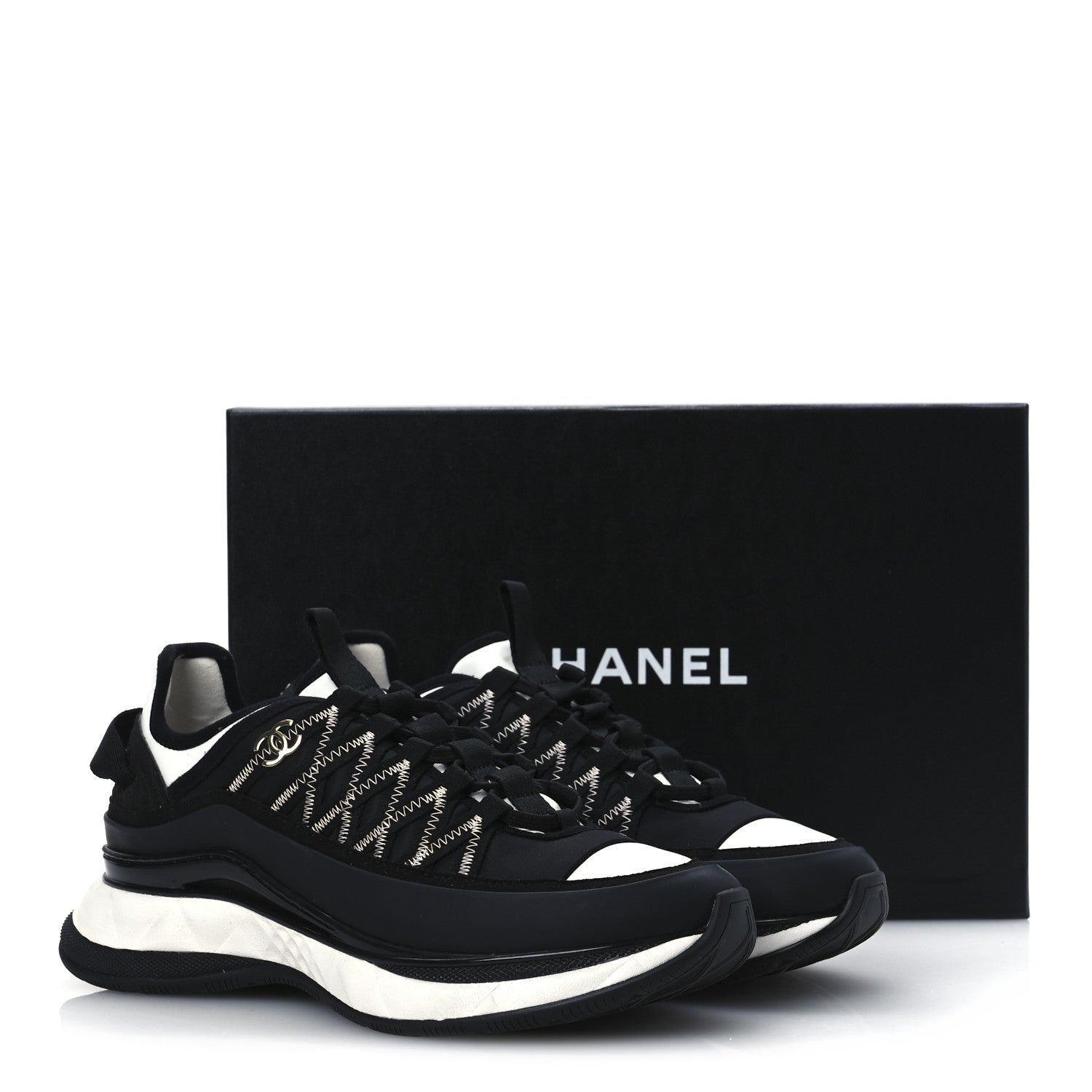 Chanel Mixed Fibers Suede Calfskin CC Sneakers 39 White Black 11 of 11