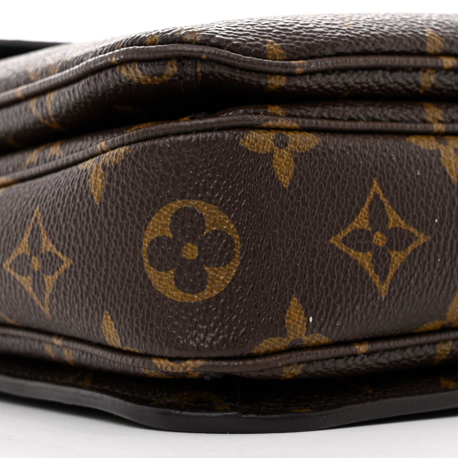 Louis Vuitton Monogram Pochette Metis 10 of 11