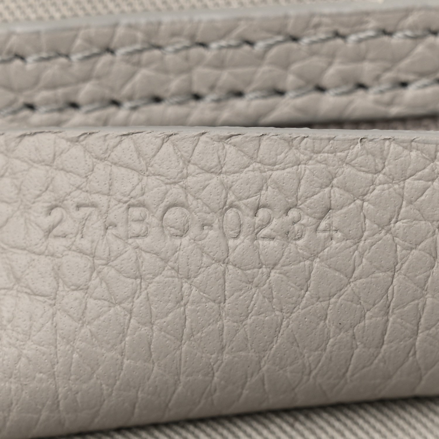 Christian Dior Grained Calfskin Embossed Dior Gravity Weekender 40 Beige 7 of 11